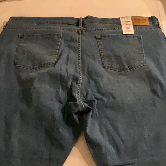 NWT Signature Levi Strauss Mid-Rise Skinny Stretch Jeans - W38 L32 - Picture 3 of 7